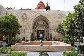 البيمارستان النوري في دمشق: تحفة معمارية ومتحف لتاريخ الطب والعلوم العربية