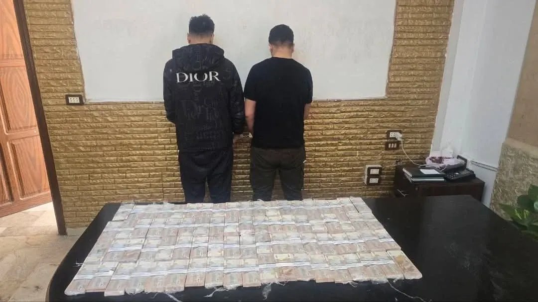 ضربة أمنية في اللاذقية: تفكيك شبكة تزوير ضخمة لفئة الـ 5000 ليرة