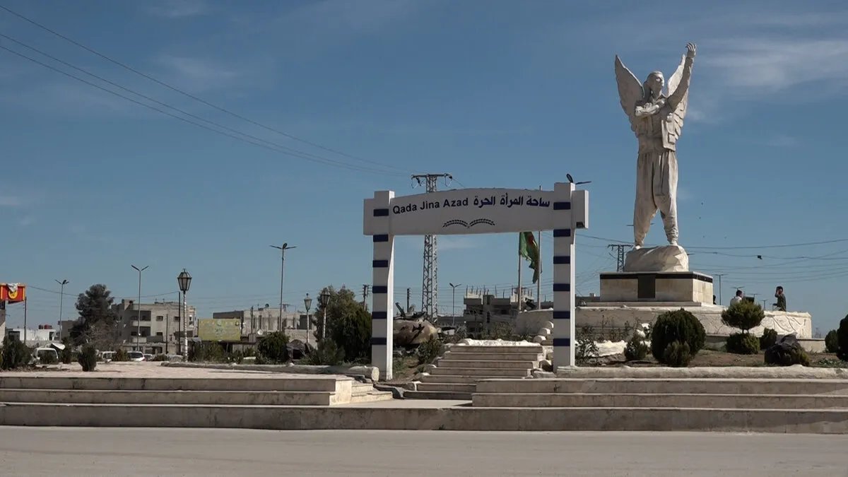 غموض يكتنف مصير شابين من كوباني بعد فقدان الاتصال بهما في دمشق