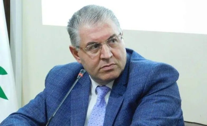 توقيف وزير التربية الأسبق دارم طباع بتهم فساد مالي واستغلال السلطة