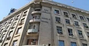 طرطوس: إنهاء عقود 700 عامل في شركة الطرق والمشاريع المائية يثير استياءً ومطالبات بالإنصاف