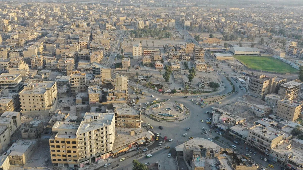 جريمة مروعة في الرقة: رجل يحرق زوجته تحت تأثير المخدرات