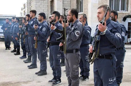 مقتل ثلاثة أشخاص بينهم عنصر من الأمن الداخلي في حوادث منفصلة بريفي إدلب وحماة