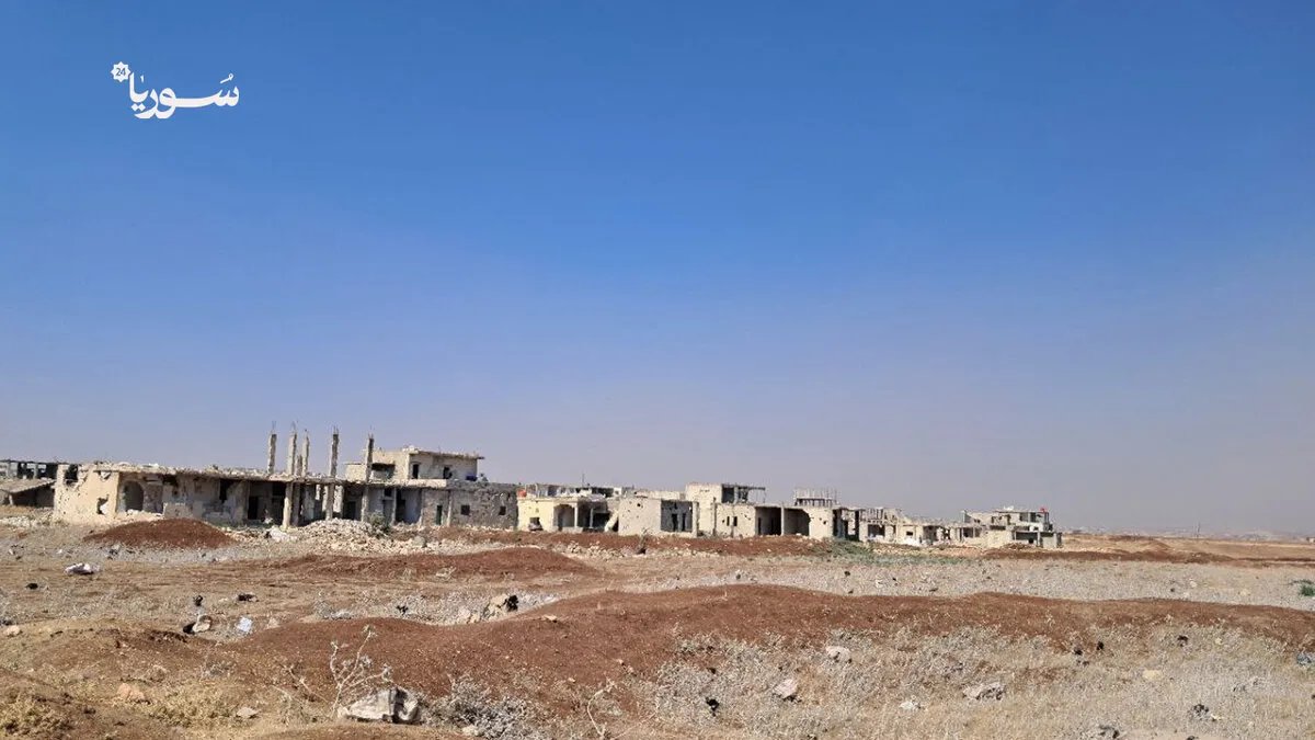 السواتر الترابية في ريف حماة: عودة معلقة ومخاطر تهدد الزراعة والأهالي