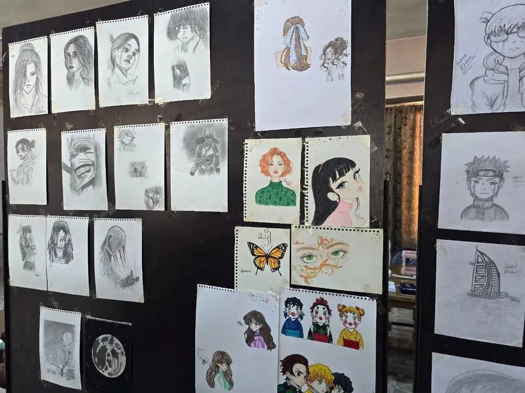 إبداعات طلاب الهندسة تتألق في معرض "رسم غير هندسي" بجامعة حلب
