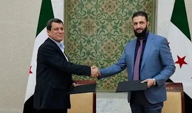 الشرع وعبدي وبراك يجتمعون لبحث تفعيل اتفاق آذار في سوريا