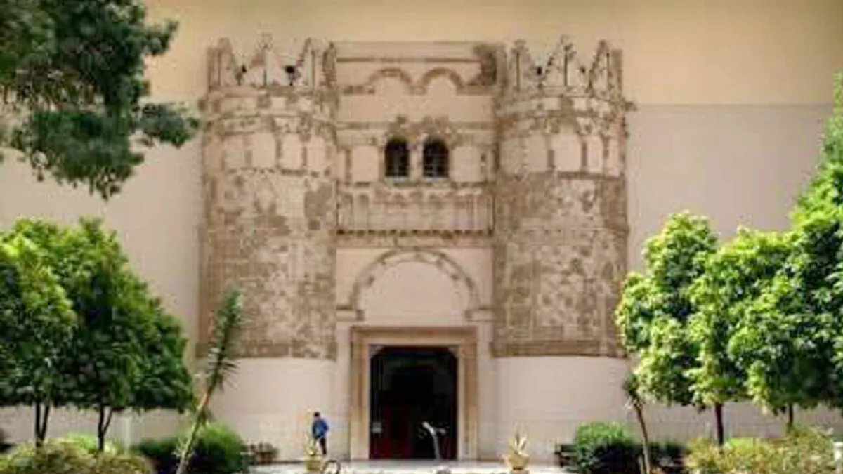 الآثار والمتاحف تنفي شائعات تفريغ المتحف الوطني بدمشق وتؤكد سلامة موظفيها