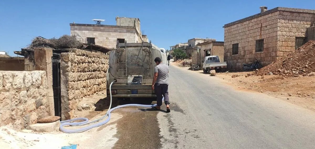 أزمة مياه إدلب: معاناة النازحين العائدين وتغيير نمط الحياة في الريف الجنوبي