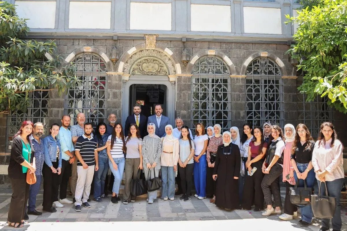 وزراء الثقافة والسياحة وجامعة دمشق يتفقدون بيت فخري البارودي لإحياء الحرف التراثية