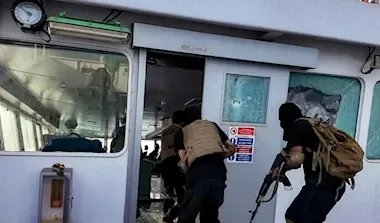 صنعاء تحذر: أي خرق للحظر البحري على إسرائيل سيواجه بالإغراق