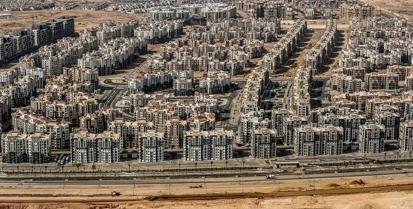 وزارة الإسكان تطلق استراتيجية وطنية طموحة لإعادة الإعمار والتخطيط العمراني حتى عام 2030