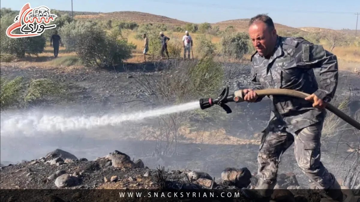 تكاتف الأهالي في السويدة يسبق فرق الإطفاء في مكافحة الحرائق