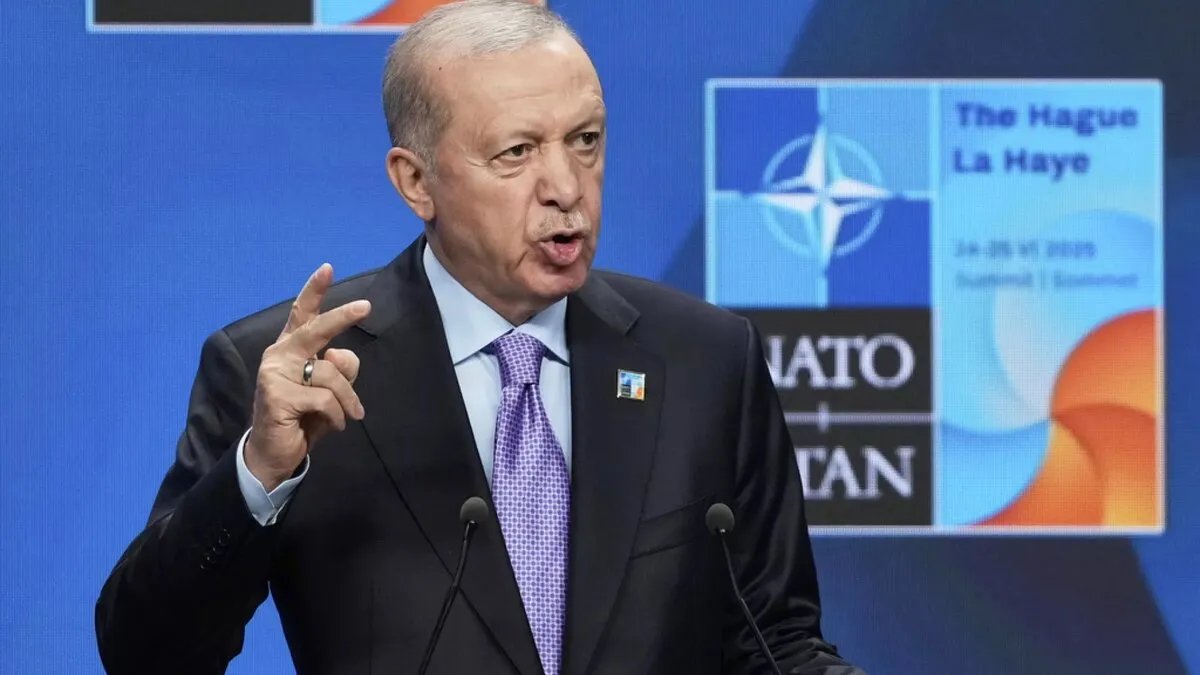 تركيا تحجب روبوت الدردشة "غروك" بتهمة إهانة أردوغان: أول قضية من نوعها