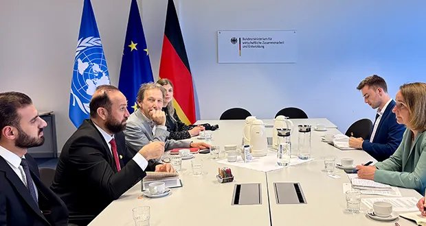 وزير الإعلام السوري يبحث في برلين تعزيز التعاون الإعلامي مع ألمانيا