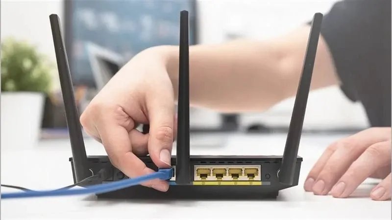 سوريا تطلق خطة لتطوير الإنترنت المنزلي بتقنية الألياف الضوئية بالشراكة مع القطاع الخاص