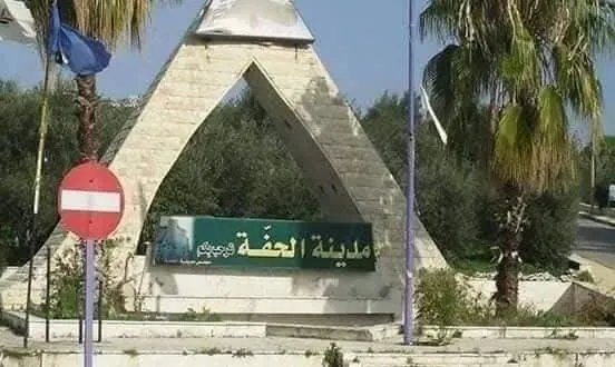 مشفى الحفة الوطني: تحديات ونقص في الاختصاصات والأدوية رغم تقديم 8 آلاف خدمة طبية شهرياً