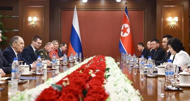 لافروف يلتقي كيم جونغ أون في كوريا الشمالية وسط تعزيز التعاون العسكري