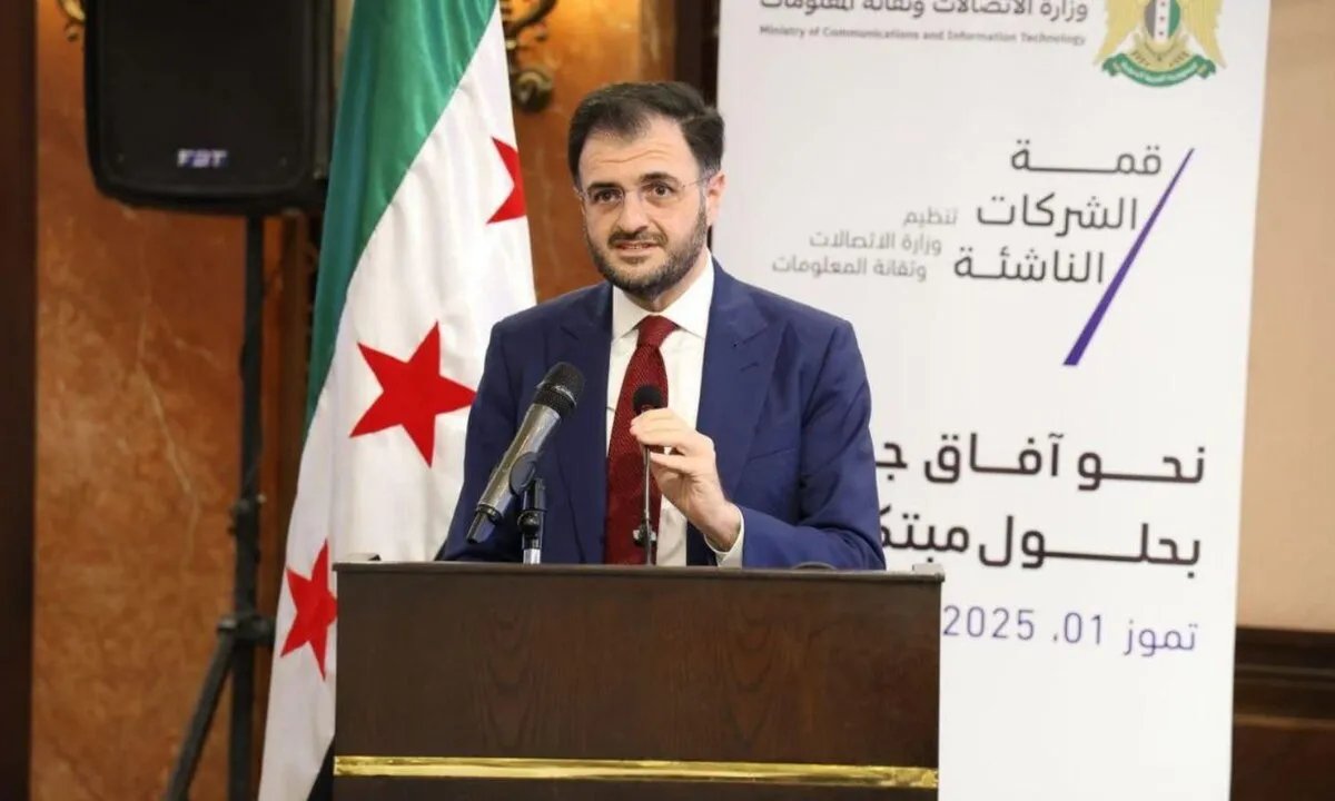 وزارة الاتصالات تنفي إطلاق خدمة الإنترنت الفضائي في سوريا حالياً وتوضح خططها المستقبلية