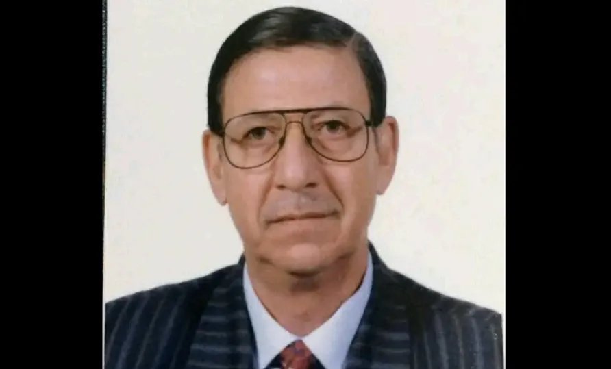 رحيل قامة أدبية: سوريا والعالم العربي يودعان الشاعر والناقد وليد مشوّح