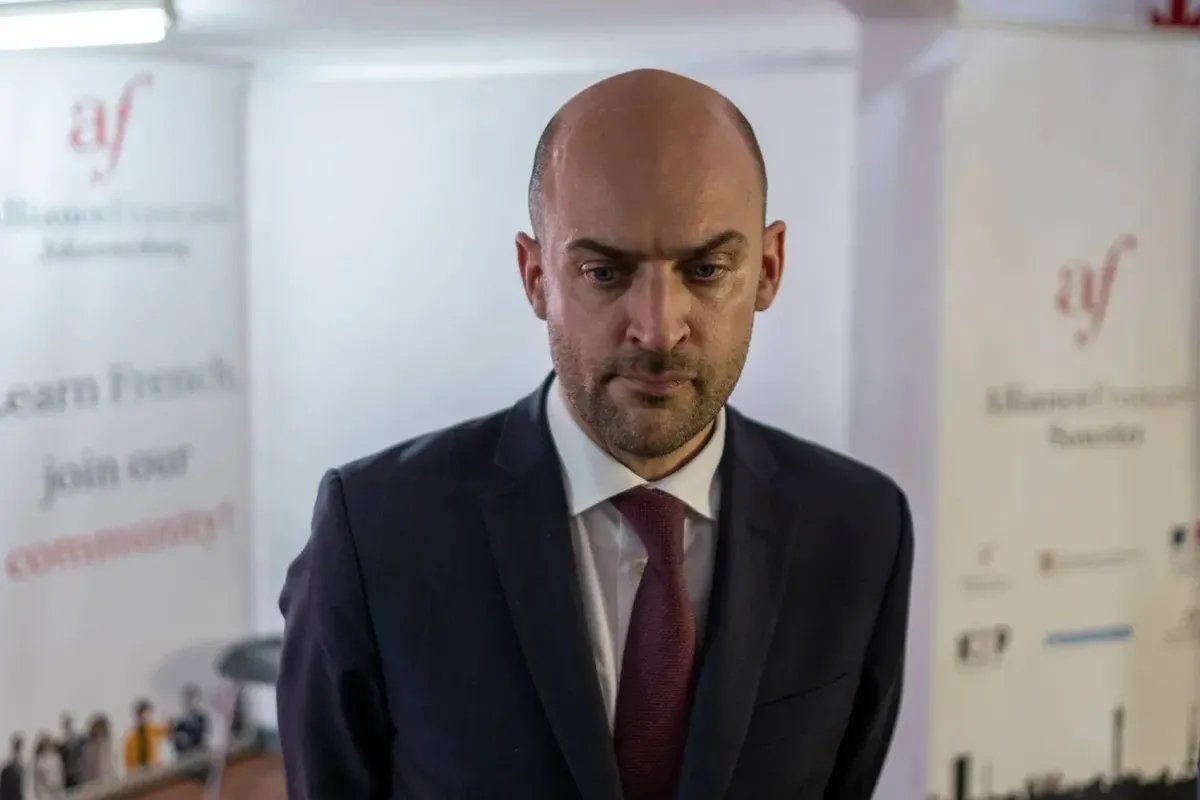 انتقادات سورية لتصريح فرنسي حول "الساحل العلوي": تجاهل للتنوع الطائفي أم دلالات طائفية؟