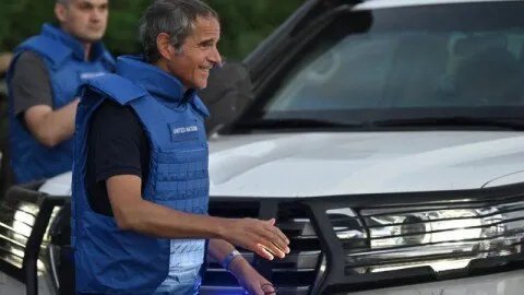 إيران تتهم مفتشي الطاقة الذرية بالتجسس عبر شرائح مخفية وتحمّل غروسي مسؤولية تسريب معلومات لإسرائيل