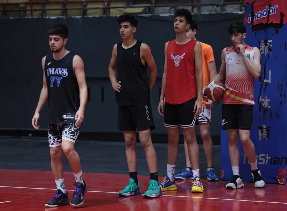 منتخب سوريا للشباب يتوجه إلى الأردن استعداداً لبطولة غرب آسيا لكرة السلة