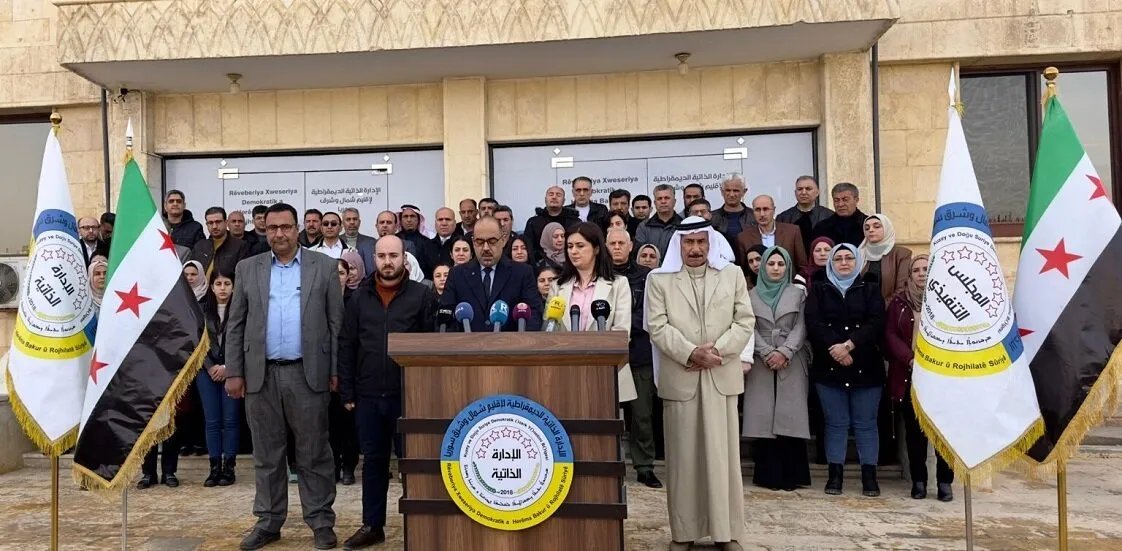 الإدارة الذاتية تثمن لقاءاتها مع الحكومة السورية وتعتبرها خطوة هامة نحو الحوار