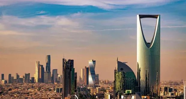 السعودية تفتح أبواب التملك العقاري للأجانب: تفاصيل النظام الجديد ورؤية 2030