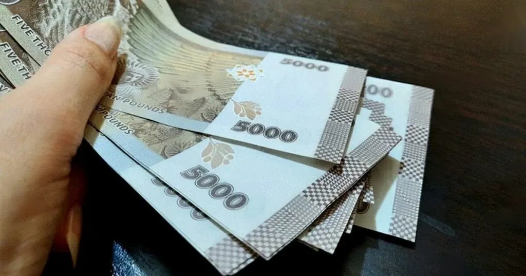 تذبذب مستمر: أسعار صرف الليرة السورية مقابل العملات الأجنبية اليوم الاثنين