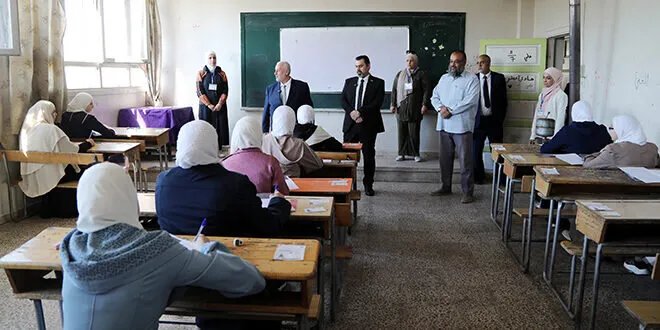 وزيرا التربية والأوقاف يتفقدان سير امتحانات الشهادة الثانوية الشرعية في دمشق ويؤكدان على نزاهة العملية الامتحانية