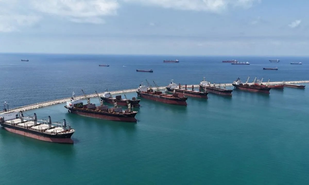 تفاصيل استثمار "موانئ دبي العالمية" في مرفأ طرطوس: عائدات سوريا وخطط التطوير