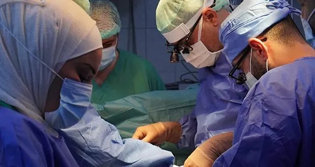 حملة "شفاء 2" تقدم خدمات طبية مجانية في عدة محافظات سورية بمشاركة أطباء من الداخل والخارج