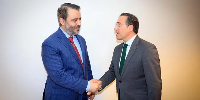 الشيباني وألباريس يبحثان تعزيز التعاون السوري الإسباني في بروكسل