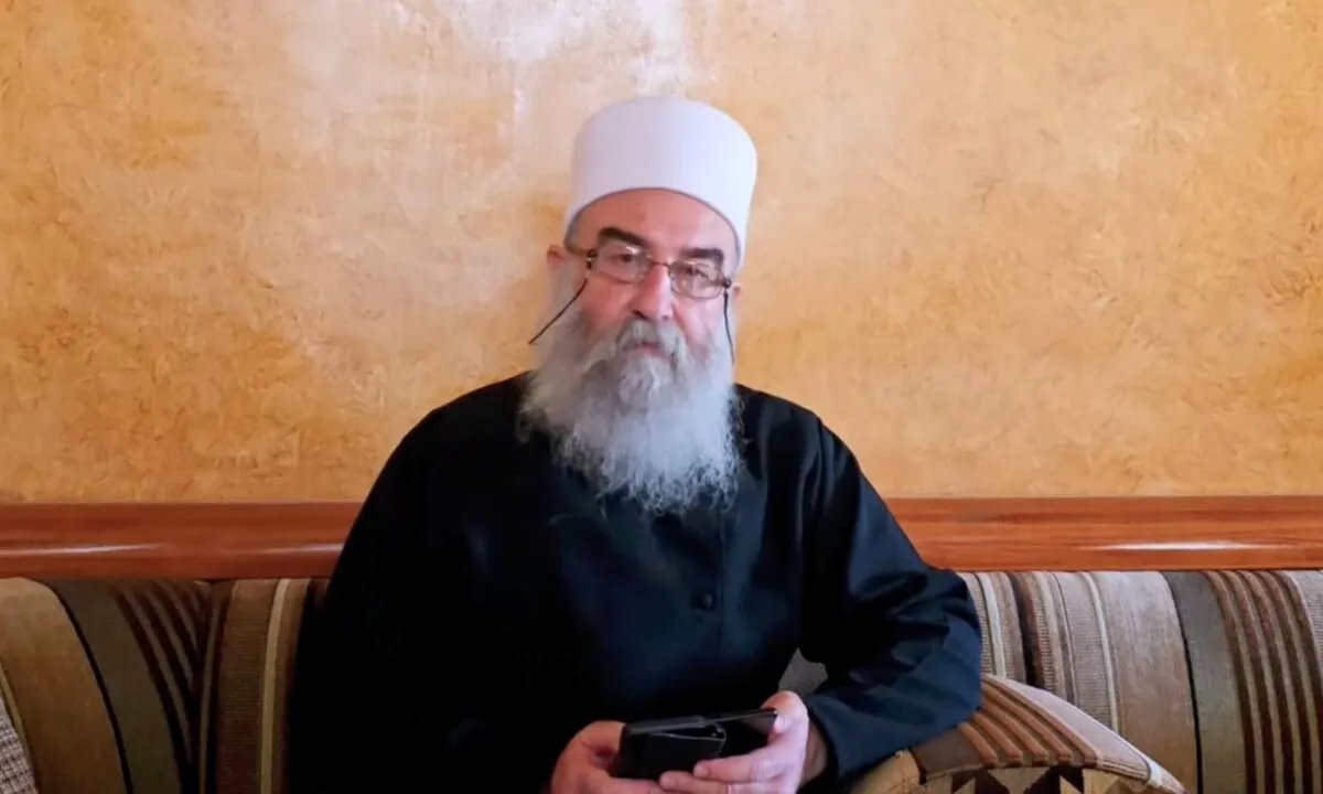 الشيخ الهجري يعترض على بيان الرئاسة الروحية: البيان فُرض علينا بضغط خارجي