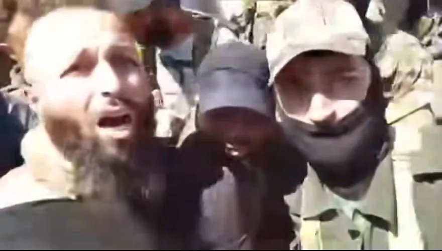 الداخلية السورية تحذر من تجاوزات أمنية بعد انتشار فيديوهات توثق انتهاكات