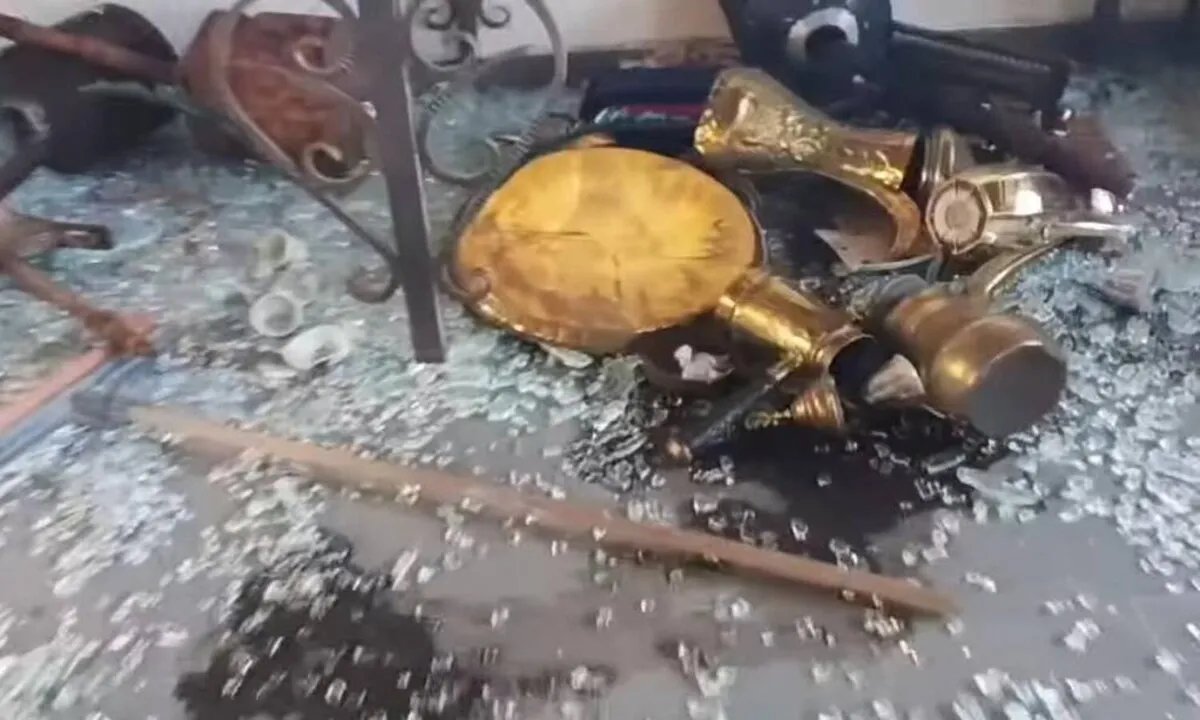 السويداء: تصاعد الانتهاكات وسط تحذيرات من وزارة الدفاع ولوائح بالعقوبات