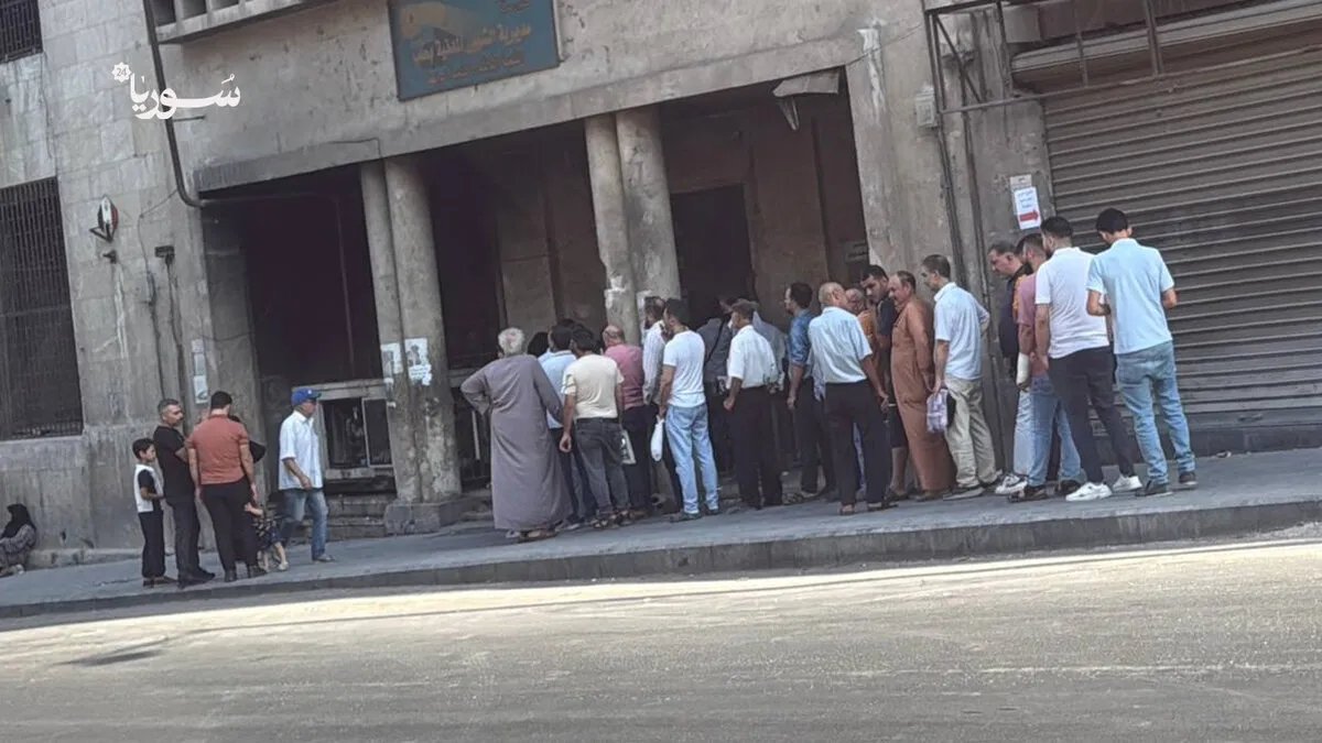 حلب: حلول جديدة لتخفيف الازدحام في مديرية الشؤون المدنية