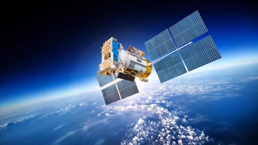 تأجيل إطلاق أقمار أمازون الاصطناعية للإنترنت بسبب سوء الأحوال الجوية: ضربة لمنافسة ستارلينك؟