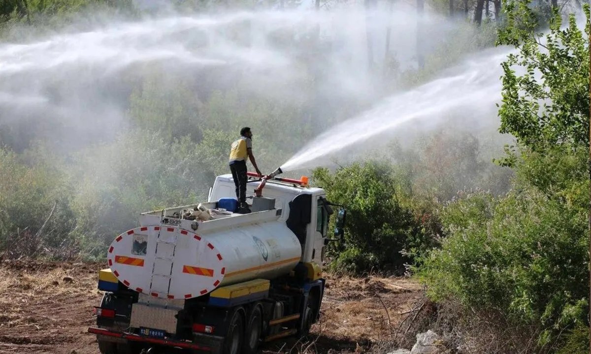 سوريا والسعودية توقعان اتفاقية لتعزيز مكافحة حرائق الغابات