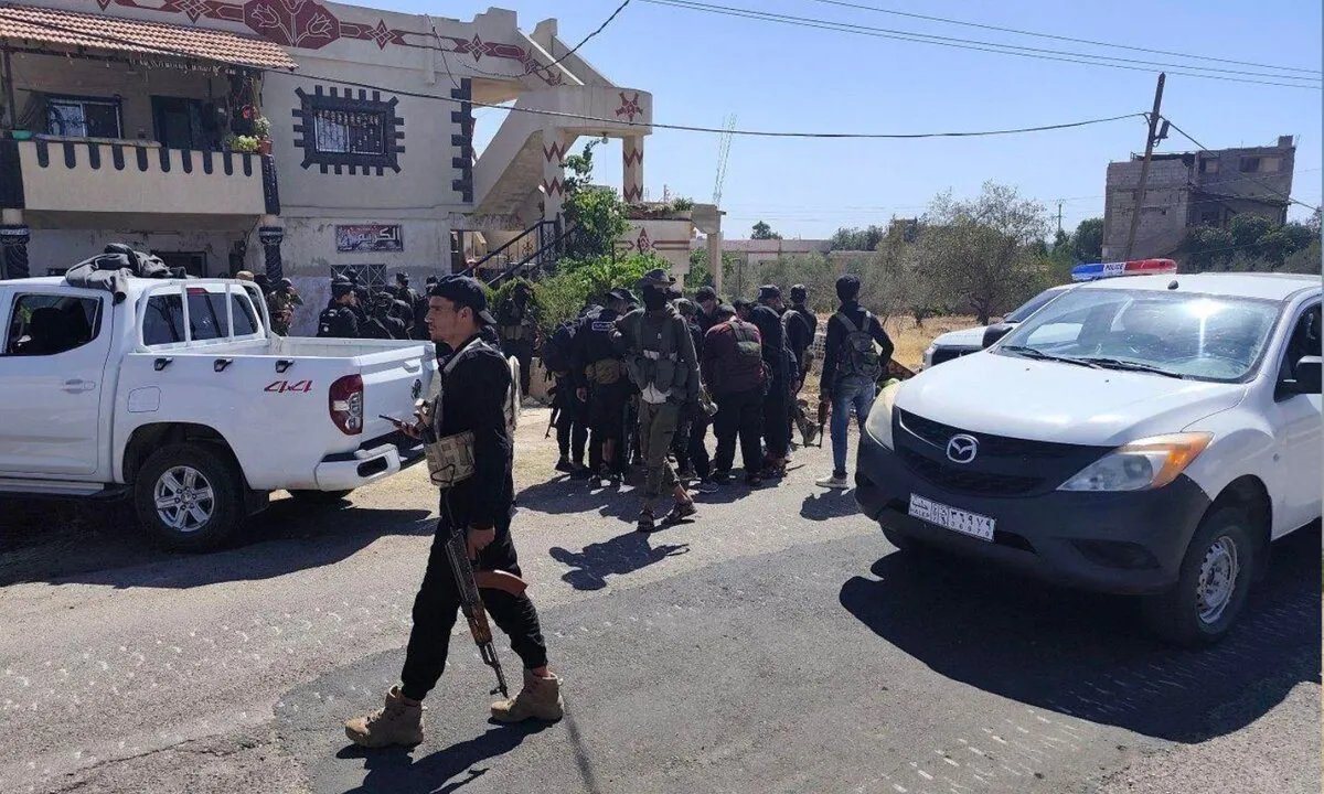 اتفاق في السويداء ينهي التصعيد بين الحكومة وفصائل محلية برعاية دار الطائفة الدرزية