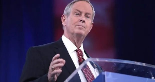 نائب أمريكي يحذر: القصف الإسرائيلي في سوريا يقوض السلام ويخدم أعداء إسرائيل