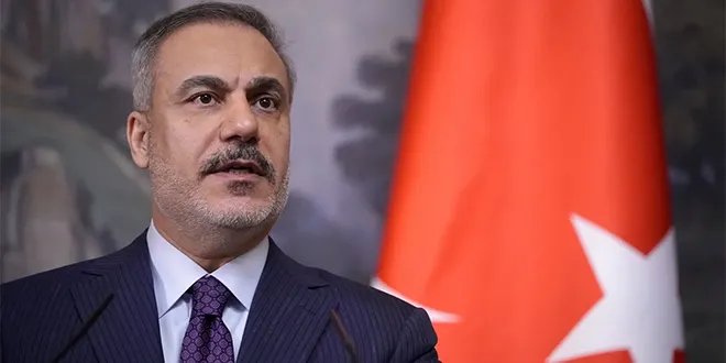 وزير الخارجية التركي يدعو إسرائيل إلى وقف سياساتها المزعزعة للاستقرار في سوريا