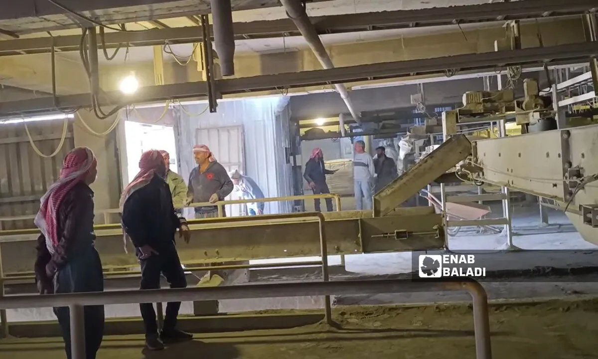 معمل إسمنت حماة يعزز إنتاجه بتركيب ماكينة تعبئة ألمانية متطورة