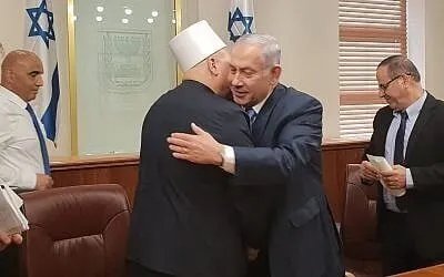 نتنياهو يكشف عن خطوط حمراء جديدة بشأن الجولان والسويداء