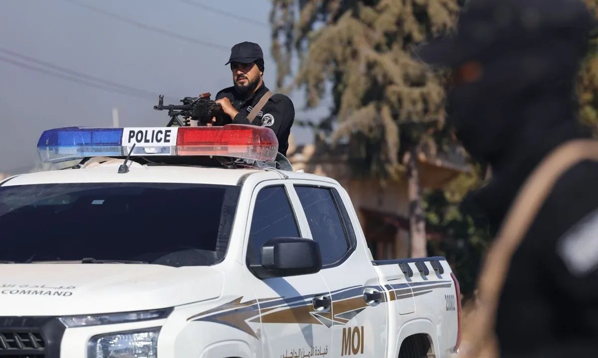 تصاعد التوتر في الجنوب السوري: الأمن السوري يتدخل بعد حشد العشائر واشتباكات السويداء