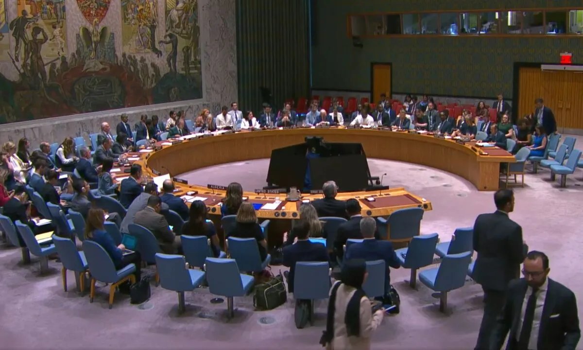 مجلس الأمن يعقد جلسة طارئة وسط إدانات دولية للضربات الإسرائيلية في سوريا