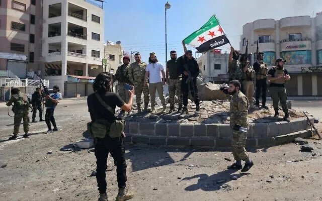 إسرائيل تسمح بانتشار محدود لقوات الأمن السوري في السويداء لمدة يومين وسط حالة عدم الاستقرار