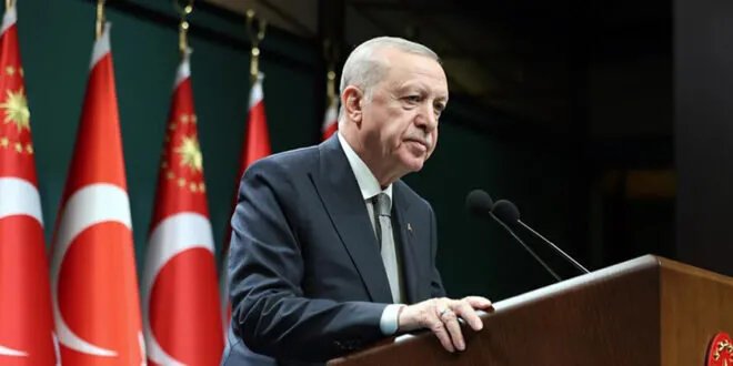 أردوغان يؤكد لبوتين: تركيا حريصة على أمن واستقرار سوريا وتدعو لوقف انتهاكات إسرائيل