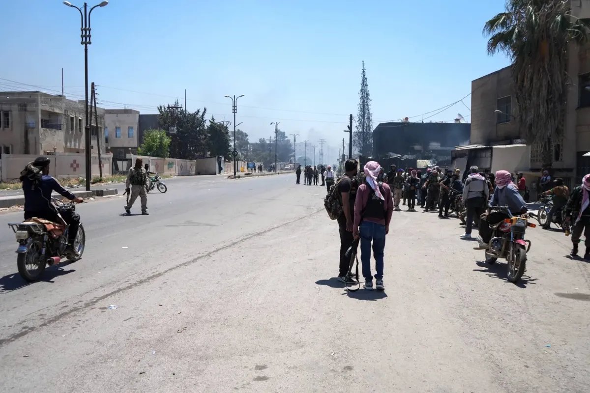 السويداء: الرئاسة السورية تدعو إلى ضبط النفس وتعلن عن إرسال قوة لفض الاشتباكات المتصاعدة