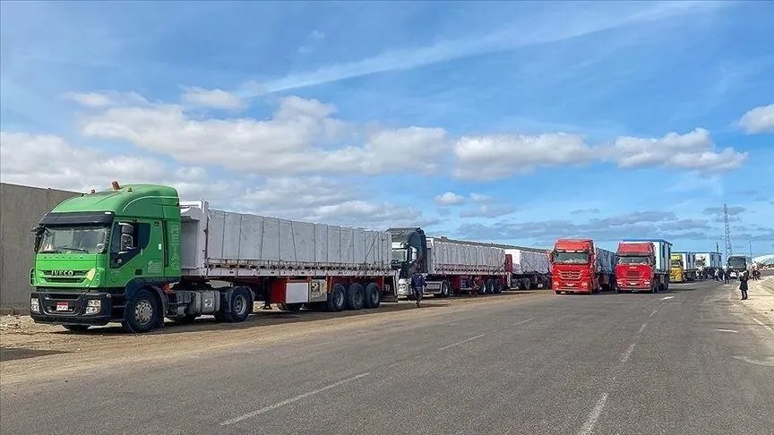 غزة تستغيث: الحكومة تطالب بممرات آمنة لوقف كارثة المجاعة